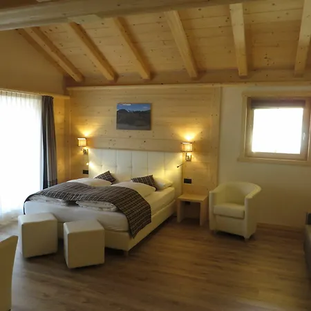 Szálloda Ecohotel Des Alpes 3*
