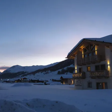 Ecohotel Des Alpes Szálloda
