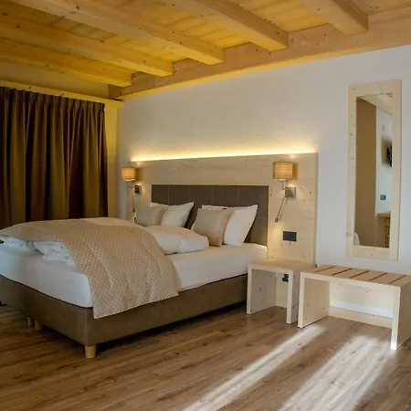 Ecohotel Des Alpes 3*